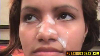 ቲንካ በፊንጢጣ የግብረ ሥጋ ግንኙነት ከተፈጸመ በኋላ ፊቷ ላይ ትኮማለች።